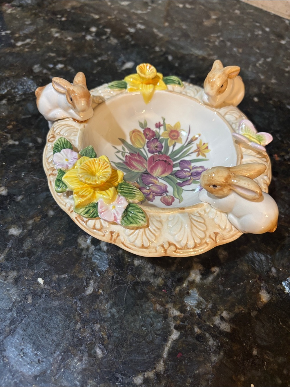 Vintage Cracker Barrel bunny dish